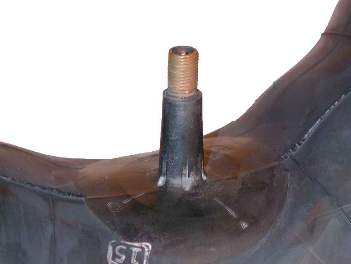 CAMARA PARA RUEDA 20x1000-8 20x1100-8 VALVULA RECTA