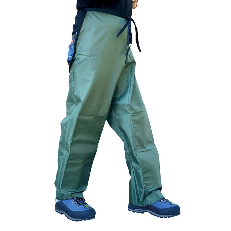 CUBRE PANTALON PARA DESBROCE COLOR VERDE